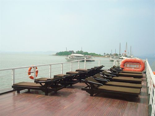 Hotel Garden Bay Premium Cruise à Hạ Long Extérieur photo