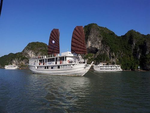 Hotel Garden Bay Premium Cruise à Hạ Long Extérieur photo