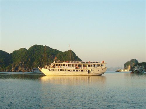 Hotel Garden Bay Premium Cruise à Hạ Long Extérieur photo
