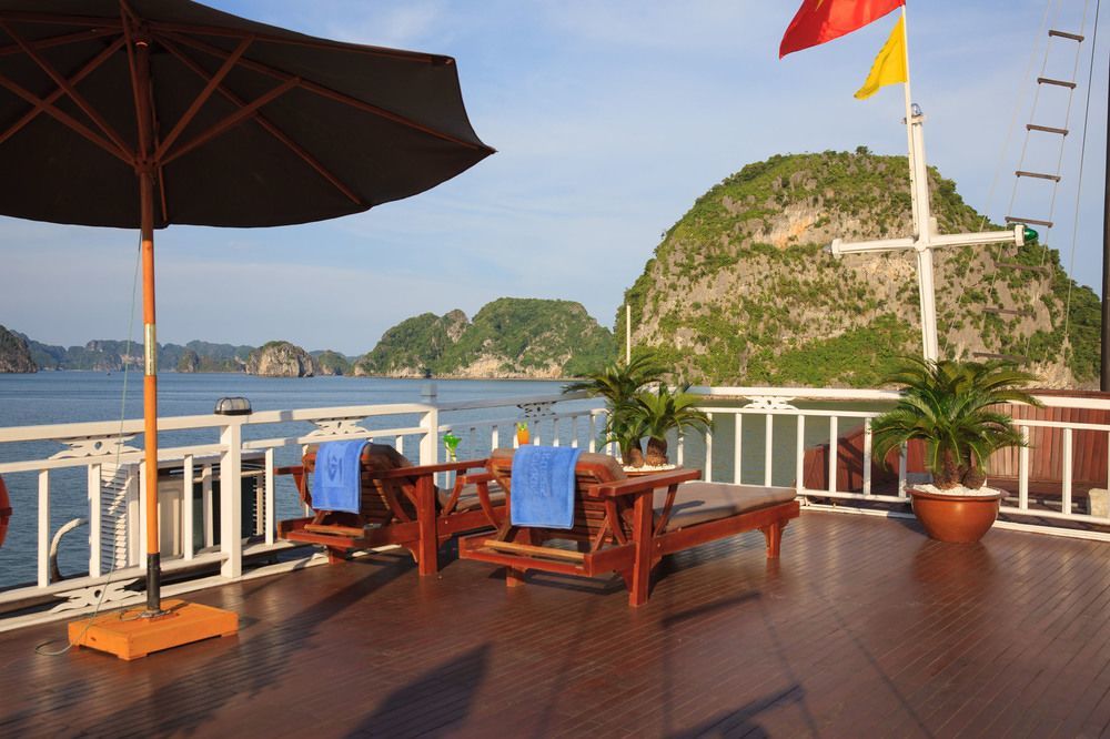 Hotel Garden Bay Premium Cruise à Hạ Long Extérieur photo